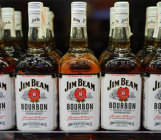 Czym burbon i inne american whiskey różnią się od europejskich trunków?